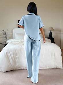 SHEIN Bộ đồ ngủ tay ngắn rộng rãi, thoải mái, ve áo viền tương phản - Màu xanh lam - Xem 2
