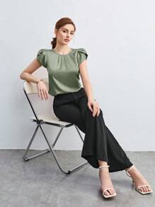 BizChic 女士纯色圆领褶饰蝙蝠袖宽松休闲衬衫，基本款都市通勤简约优雅别致商务休闲办公室装 - 綠色 - 查看 4