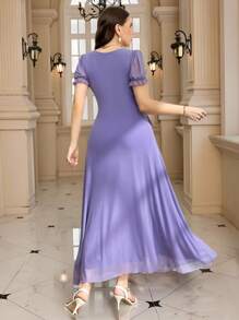 SHEIN Clasi Elegantes Rüschenkleid mit Herzausschnitt für Damen in Große Größen