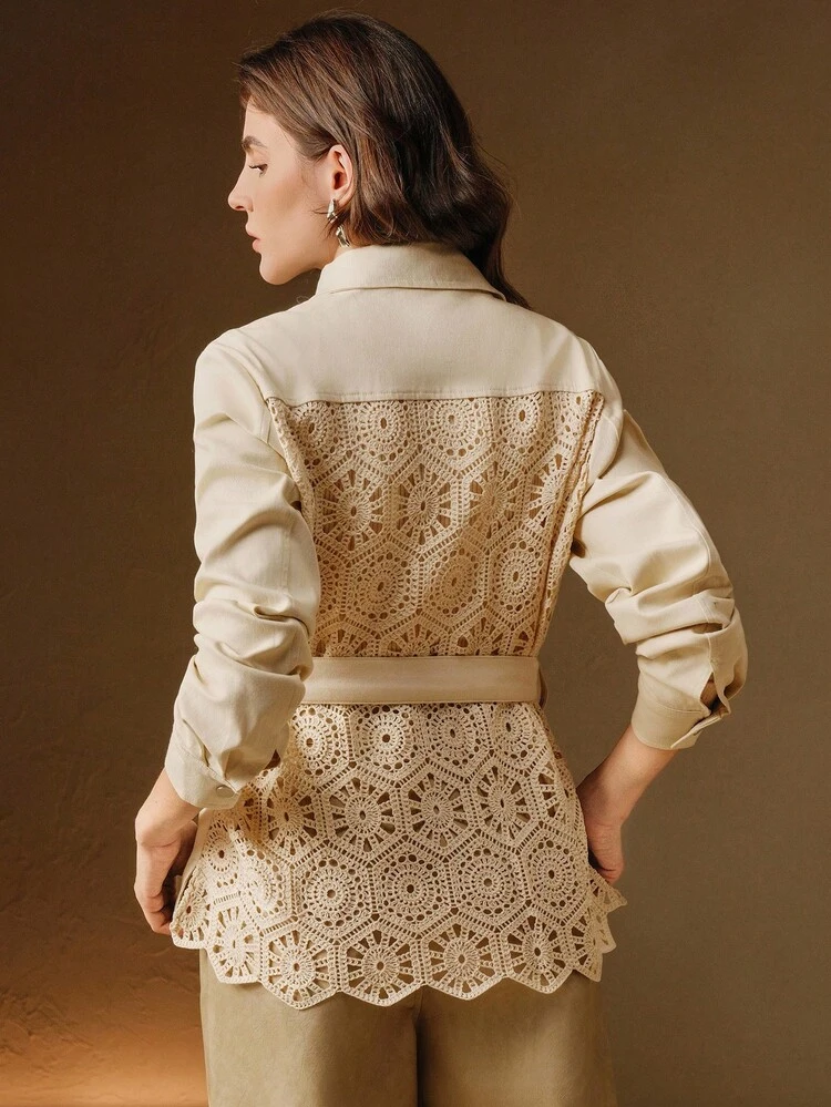 Chaqueta larga de manga larga con parches de encaje hidrosoluble y flores en color albaricoque para mujer en otoño