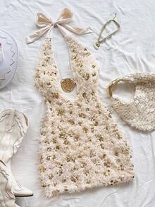 Soleia 女士新款亮片露背系带设计金属装饰迷你连衣裙，适合圣诞节、约会之夜、夜总会、海滩、游轮、下午茶、波西米亚风、波西米亚风、度假 - 杏色 - 查看 1