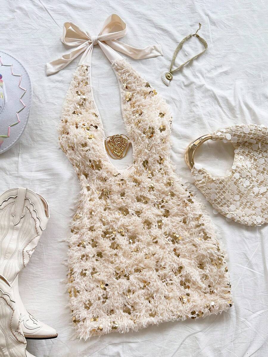 Soleia 女士新款亮片露背系带设计金属装饰迷你连衣裙，适合圣诞节、约会之夜、夜总会、海滩、游轮、下午茶、波西米亚风、波西米亚风、度假 - 杏色 - 查看 1