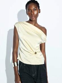 Maija Women Solid Color Ruched Asymmetrical Neck Metal Decor Fashionable Blouse Asymmetrical Neck Top Pale Yellow Top Asymmetrical Top Butter Yellow Top Top Going Out Tops Sexy For Women Concert For Women Airport Women Teacher Tops For Going Out Business Casual Woman Going Out Tops Women Going Out Tops Going Out Tops For Going Out Birthday For Women Birthday For Women Club Women Sexy Halloween