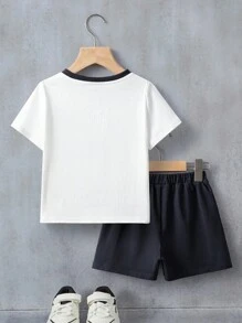 Batwheels X SHEIN 夏季男童休闲汽车印花圆领短袖T恤和短裤