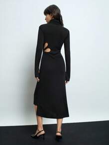 Maija Vestido de Tricô Preto Elegante e Versátil com Gola Alta, Manga Longa e Recortes, Ideal para Festas, Dia dos Namorados e Eventos - Preto - Visão 2