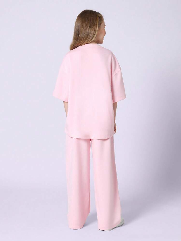 Oversized Sweatshirt With Wide Sleeves And Relaxed Pants