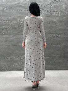 Feyla فستان أنيق بأكمام طويلة وقصير إلى الركبة مطبوع بنقشة الفراشة - رمادي - مشاهدة 3