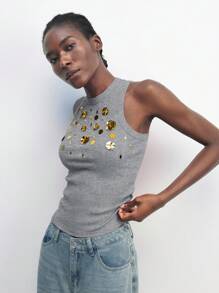 Maija 女士时尚百搭圆领金属 3D 花朵装饰无袖背心，夏季、乡村音乐会、街头女装、风格、时尚、俱乐部、女士教师