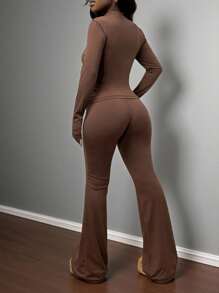 Slaydiva 2025 夏秋新款休闲简约棕色修身前开长袖侧拉链口袋T恤+高腰喇叭裤女两件套，适合日常旅行、返校、毕业、早午餐装、机场装、派对聚会、节日、旅行，简约、百搭、休闲-A - 棕色 - 查看 2