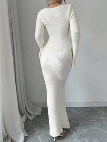 SHEIN Tall 女式深V领喇叭袖3D花卉针织连衣裙，复古斯德哥尔摩风格，优雅百搭，适合音乐会、节日、教师节 - 杏色 - 查看 3