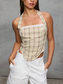 TypaGal This Halter Plaid Top With Lace Trim Blends Sweet And Rebellious. Pair It With Low-Rise Jeans For A Punk-Meets-Streetwear Energy Straight Out Of The Grunge Y2k Era. - Multicolor - View 4