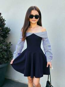 Abito corto a spalle scoperte in stile collegiate per ragazze pre-adolescenti, con blocchi di colore e vita aderente, adatto per il ritorno a scuola, uso casual quotidiano, design minimalista