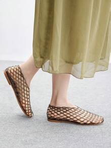 CUCCOO BIZCHIC 女士圆头水晶装饰平底沙滩度假鞋 - 黑色 - 查看 5