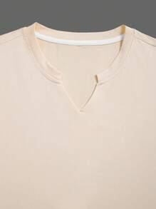 Manfinity Homme 男士休闲图案T恤和短裤套装，夏季