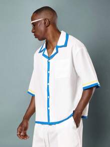 Conjunto de coordinado de lujo estilo resort italiano con camisa de manga corta de cuello solapa y botones, shorts de tiro alto para vacaciones de verano en la playa, estilo mediterráneo y moda costera - Blanco - Ver 3