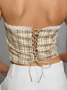 TypaGal This Halter Plaid Top With Lace Trim Blends Sweet And Rebellious. Pair It With Low-Rise Jeans For A Punk-Meets-Streetwear Energy Straight Out Of The Grunge Y2k Era. - Multicolor - View 5