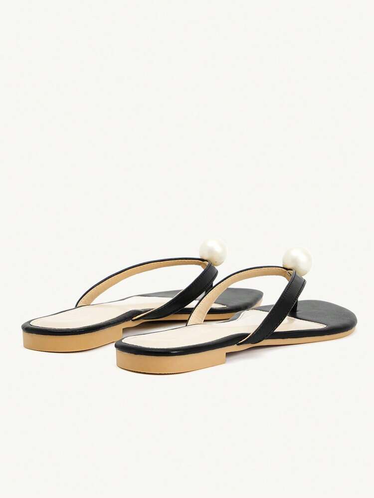 CUCCOO CHICEST Women's Fashionable Black Elegant Flat Thong Sandals