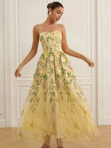 Chiquease 优雅法式浪漫约会奢华高端设计精致刺绣拼接收腰修身蓬蓬连衣裙女 - 黃色 - 查看 4