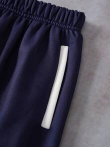 Batwheels X SHEIN Tween Boy Casual Street Fashion Cartoon Race Car Letter Graphic Patchwork Checkerboard Loose Fit Pullover And Elastic Waist Sweatpants Set, Spring/Autumn Boys Graphic Sweatpants And Shirt Boys Jogger Sets Boys Graphic Sweatpants And Sweatshirt Set