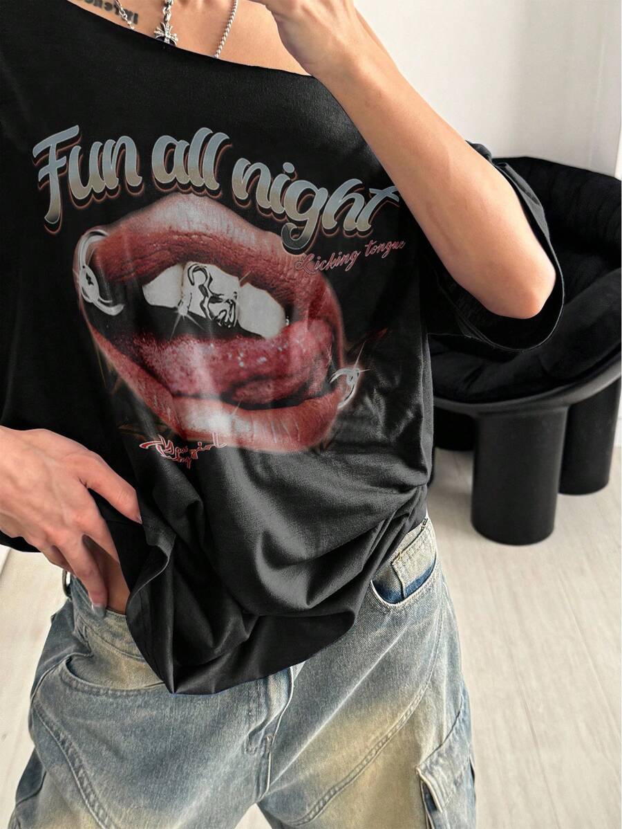 SHEIN Áo thun tay ngắn màu đen in họa tiết môi phong cách Punk Subculture rộng rãi cho nữ, mùa hè - màu đen - Xem 1