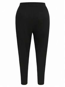 Conjunto de 3 piezas de talla grande para mujeres que incluye: chaqueta con estampado floral, top tipo cami de unicolor y pantalones, para el verano - Negro - Ver 8