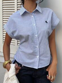 SHEIN EZwear Damen Blaues gestreiftes Fledermaus-Muster Kurzarm Shirt