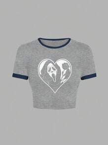 SHEIN EZwear 休闲简约尖叫玫瑰骷髅图案撞色圆领短袖短款修身女式 T 恤，适合夏季