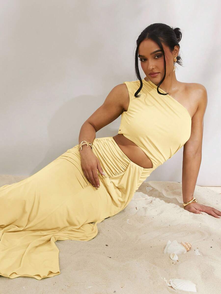 Silquee 女士夏季时尚纯色褶皱镂空单肩连衣裙 - 黃色 - 查看 1