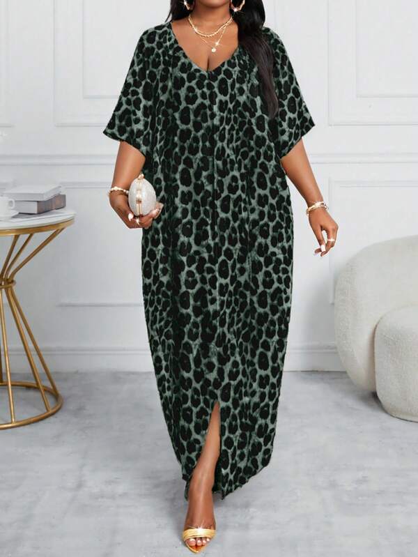 SHEIN Lady Plus Size V-Neck Long Sleeve Solid Color Patchwork Loose Casual Dress Robe Halloween Clothes Halloween Clothes