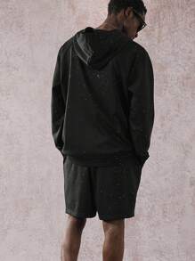 Manfinity EMRG Men Glitter Long Sleeve Hoodie Sweatshirt And Shorts Set (Sprinkle Powder Random), Cozy Outfits, Fall Clothes - Black - View 2
