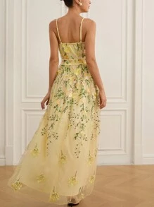 Chiquease 优雅法式浪漫约会奢华高端设计精致刺绣拼接收腰修身蓬蓬连衣裙女 - 黃色 - 查看 2