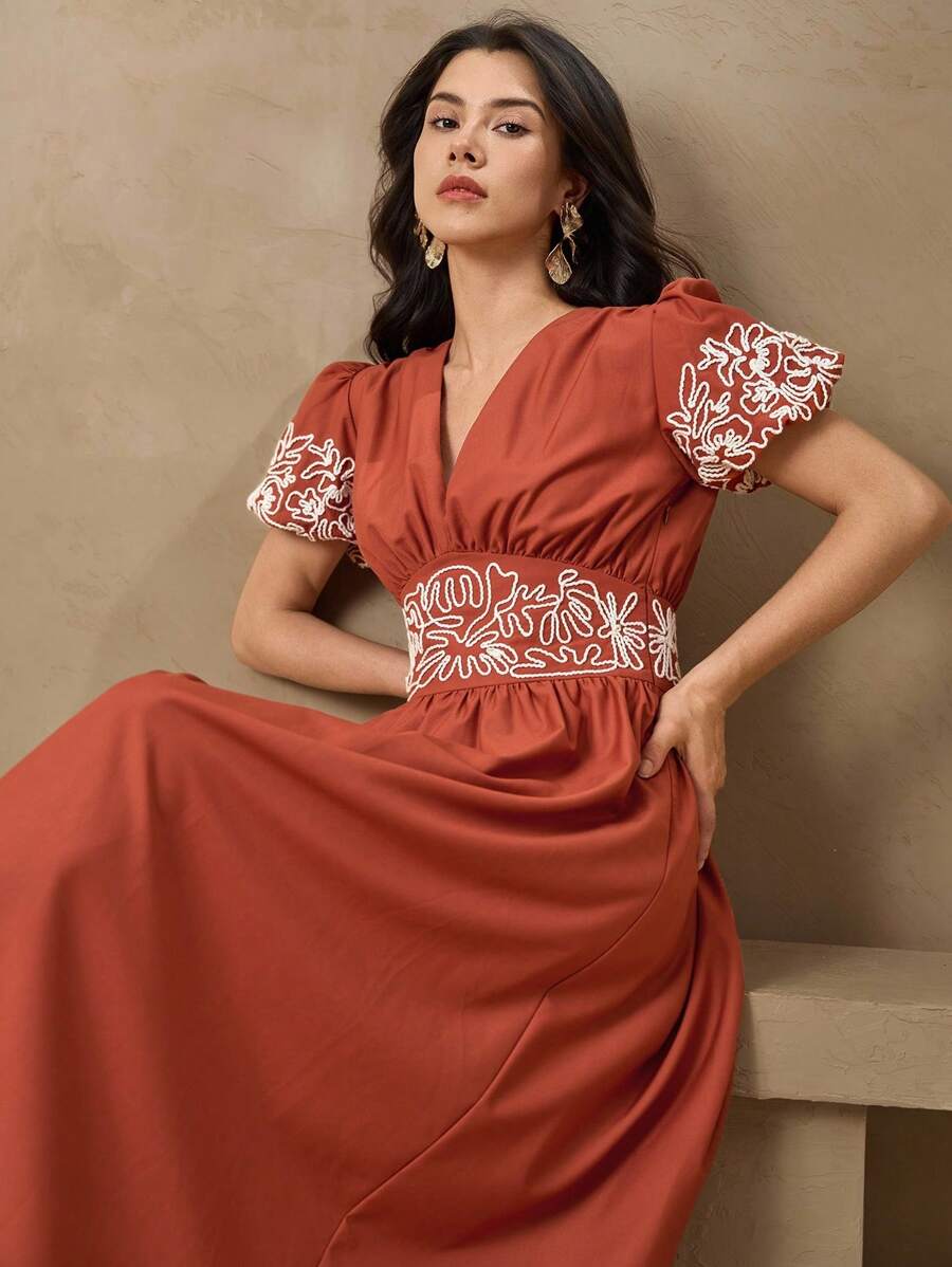 DAZY 女士优雅刺绣V领泡泡袖中长连衣裙 - 橘色 - 查看 1