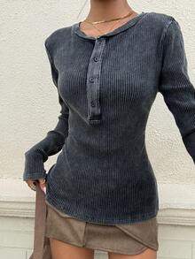 Muchica 女装秋季新款针织纽扣紧身长袖休闲复古破洞T恤，适合街头穿着 - 灰色 - 查看 6