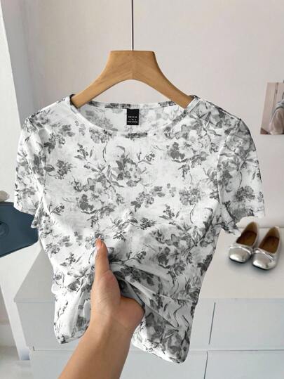 SHEIN LUNE 蓝白印花透明网眼圆领短袖女式 T 恤，适合休闲、度假穿着