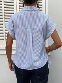 SHEIN EZwear Damen Blaues gestreiftes Fledermaus-Muster Kurzarm Shirt