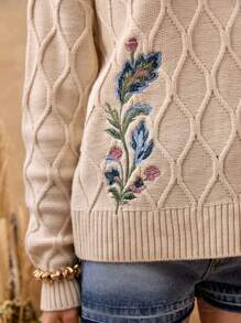 Bóhologie 复古风麻花针织套头衫，饰有精致花卉刺绣和柔和的奶油色调 - 白色 - 查看 5