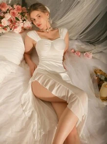 DelicateAllure 女式性感网眼荷叶边开衩睡袍 - 白色 - 查看 3