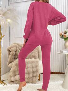 Conjunto de ropa de estar en casa para mujer con textura y medio botón de unicolor, ropa de otoño e invierno, atuendos acogedores - Rosa Fucsia - Ver 2