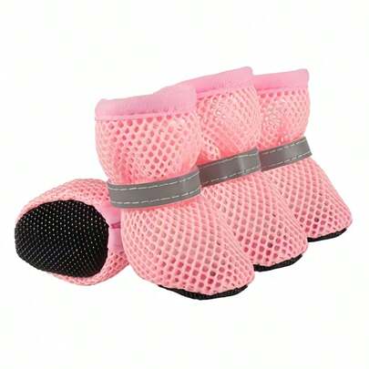 热门宠物鞋，带反光饰边，提升夜间散步时的可见度