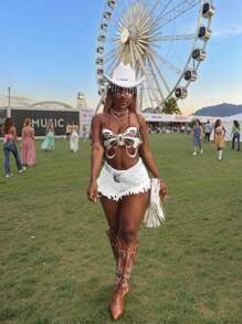 Slaydiva Summer Fashion Fringe Trim Mini Denim Shorts - White - View 7