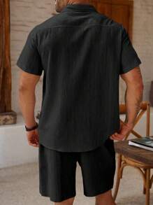 ResortEase Conjunto de camisa de manga corta con botón delantero y pantalones cortos con bolsillos de unicolor talla grande para hombre