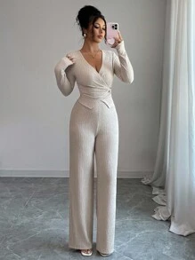 Gloray Bộ 2 món áo thun dài tay cổ chữ V thanh lịch màu mơ thu đông mới kèm cà vạt chéo + quần ống rộng cạp chun cho nữ - Màu be - Xem 8