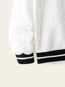 SHEIN Sweat-shirt-shirt à col rond texturé avec patch de lettre accessoirisé, décontracté pour garçon préadolescent. Respirant et confortable, pour la saison de la rentrée scolaire 2025. Vêtement de sport pour les enfants, le collège et le campus. Sweat-shirt-shirt oversize pour garçons. - Blanc - Voir 5