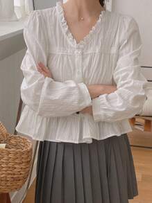 DAZY 花卉蕾丝拼接V领荷叶边长袖度假衬衫 - 白色 - 查看 3