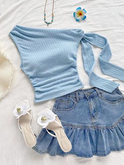 Soleia Top corto ajustado y fluido de cuello asimétrico con cordones, color amarillo claro, apto para fiestas, vacaciones, festivales de música, estilo bohemio, citas, tardes de té