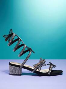 Mini mi Sandales de soirée noires à talons carrés avec brides à la cheville ornées de cristaux, papillons 3D et spirales - Talons sécuritaires pour le cosplay de princesse - Noir - Voir 1