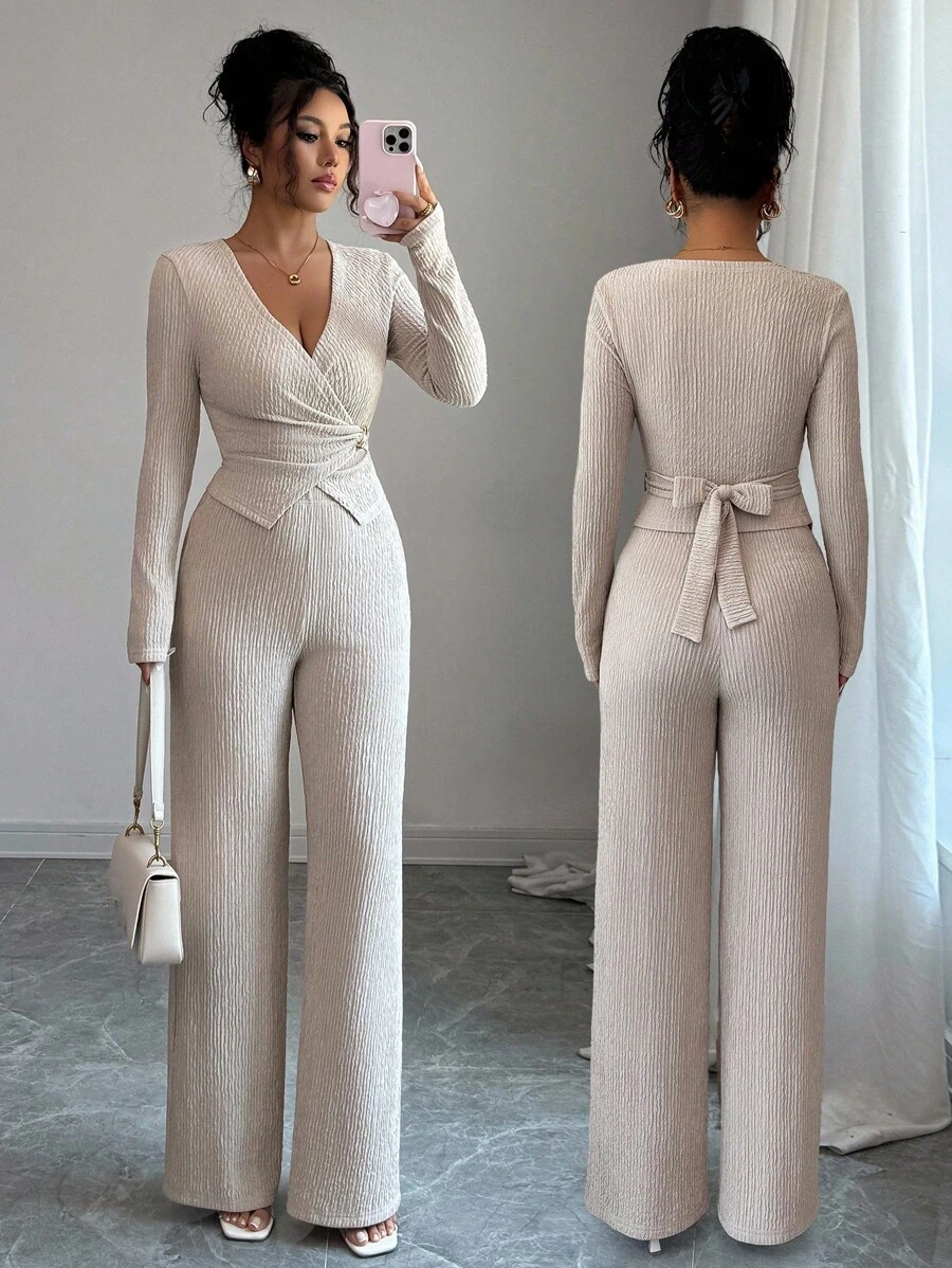 Gloray Bộ 2 món áo thun dài tay cổ chữ V thanh lịch màu mơ thu đông mới kèm cà vạt chéo + quần ống rộng cạp chun cho nữ - Màu be - Xem 1