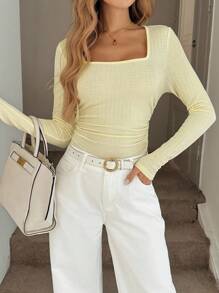 Easowa Rundhals-Tailliert Geraffter Kurzarm T-Shirt, strukturierter Jacquard-Stoff, blassgelbe Farbe, lässiger Urlaubs-Elegant Streetwear für Frauen