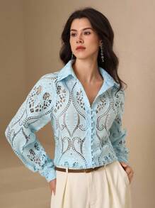 DAZY Áo kiểu nữ tay dài, dáng suông, thêu họa tiết rỗng, cài cúc phía trước, chất liệu vải xuyên thấu. - Màu xanh lam - Xem 4