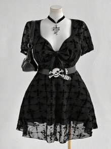 Flirla 加上万圣节朋克风格十字印花哥特迷你连衣裙